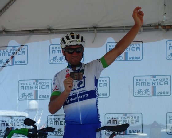Großartiger 8. Platz bei der RAAM-Premiere